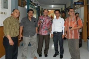 Sekwan bersama anggota DPRD Kuningan.